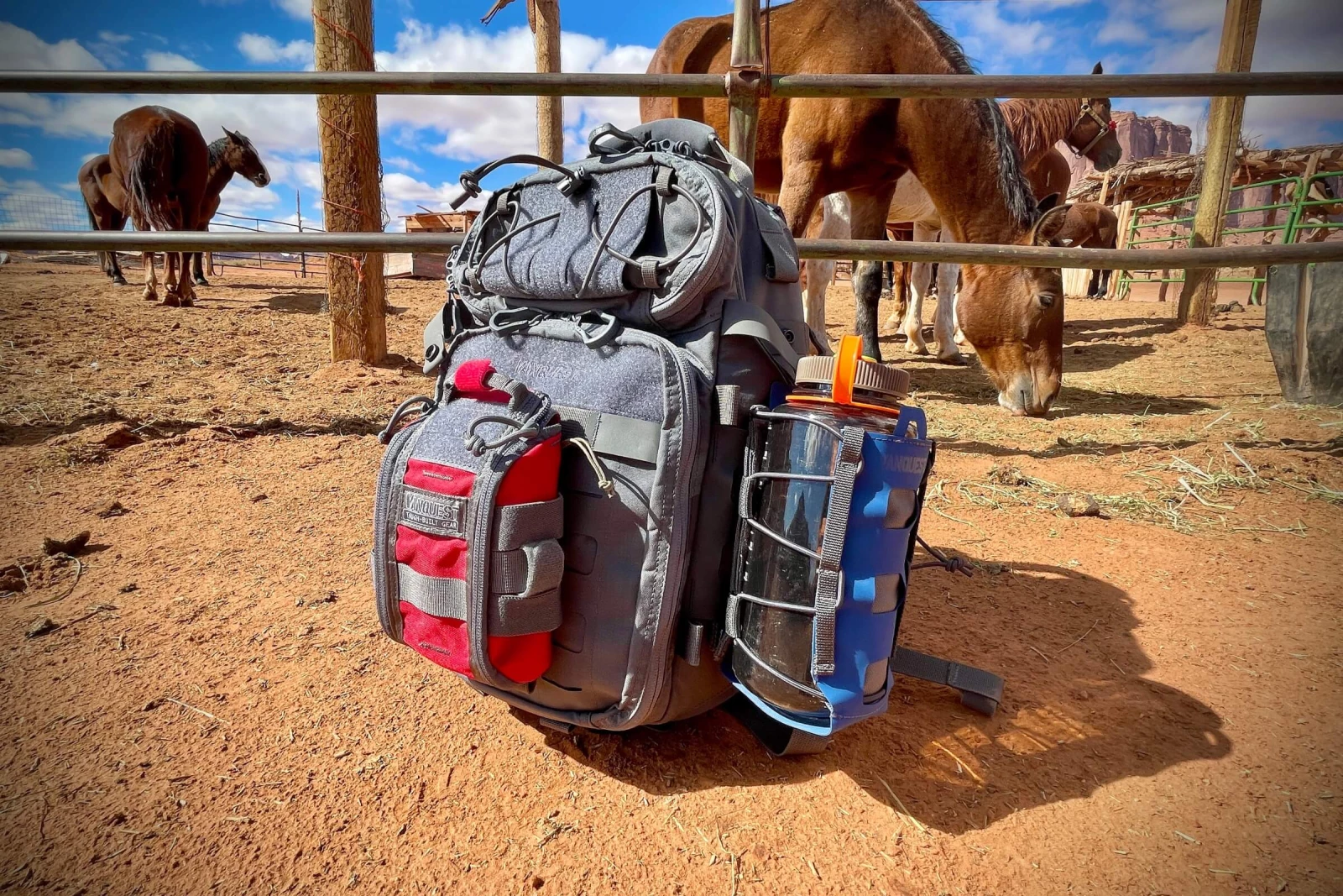 KATARA & JAVELIN: Minimalist & modular daily backpacks that convert to a sling bag.