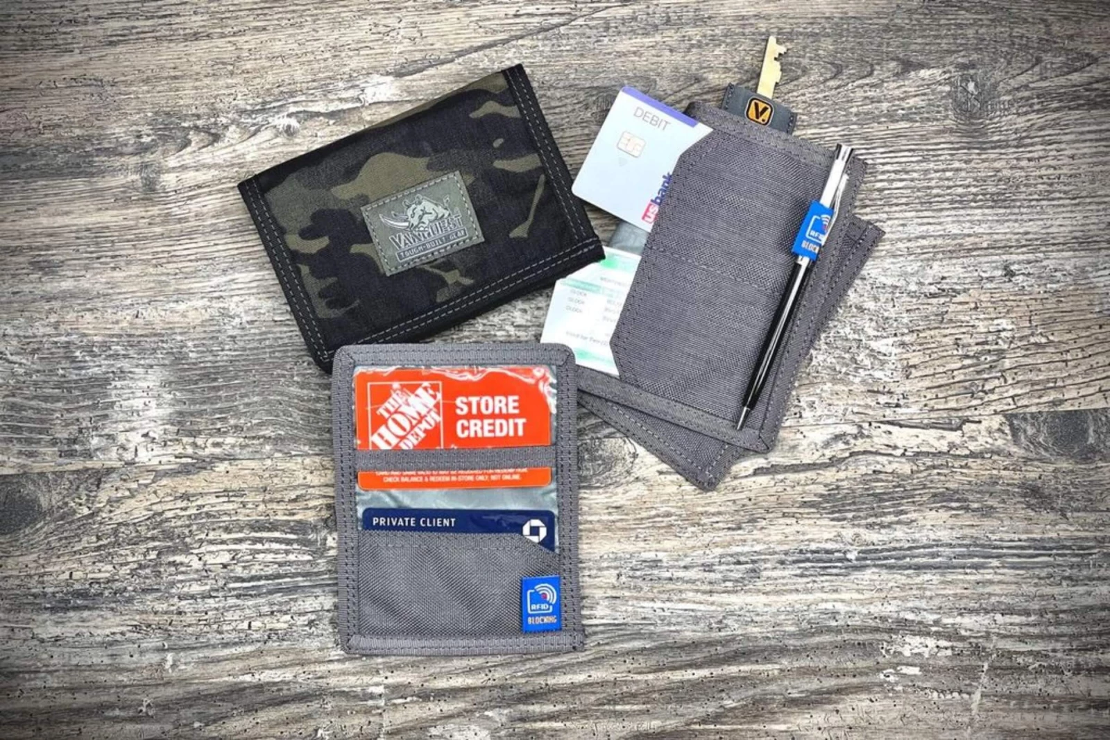Organizer pouches for your small daily supplies & essentials.